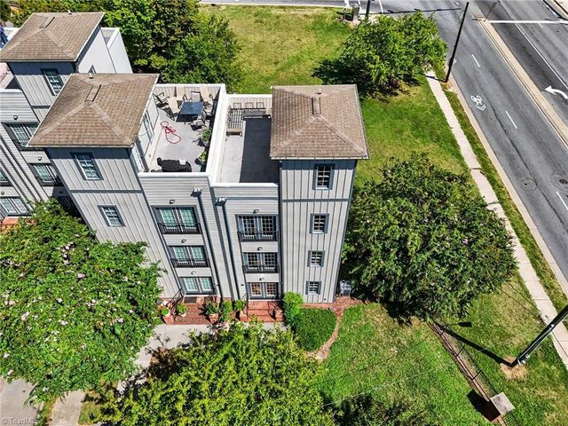 445 McAdoo Avenue, Greensboro, NC 27406