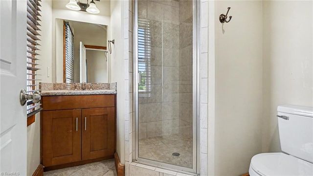 445 McAdoo Avenue, Greensboro, NC 27406