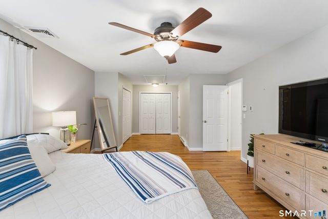 11 Autumn Drive, Danbury, CT 06811