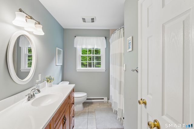 11 Autumn Drive, Danbury, CT 06811