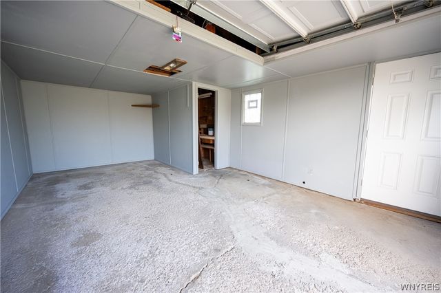 71 Laura Court, Cheektowaga, NY 14227