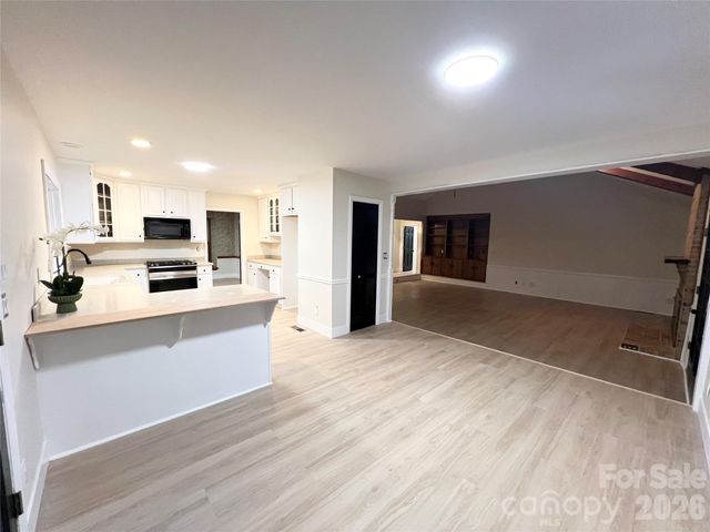 7220 Timber Ridge Drive, Mint Hill, NC 28227