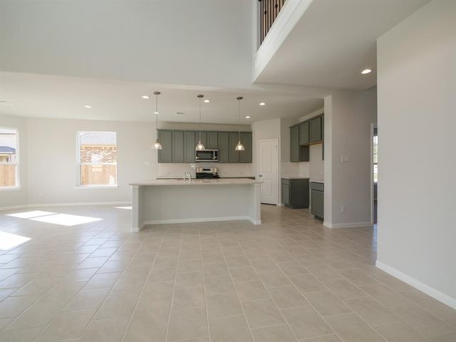8 Carmel Dr, Manvel, TX 77578