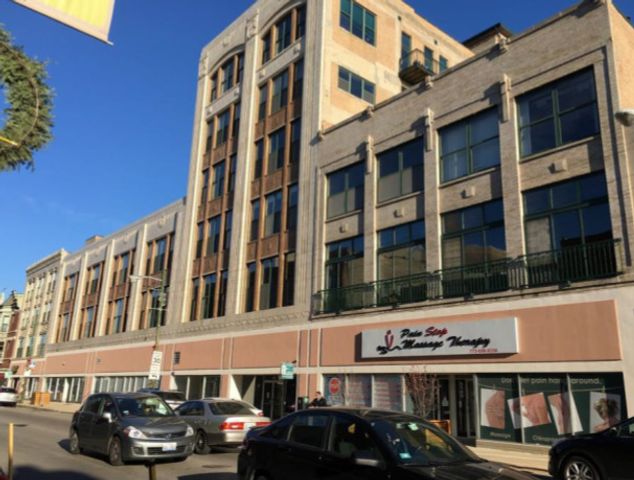 3145 N Lincoln Avenue, Chicago, IL 60657