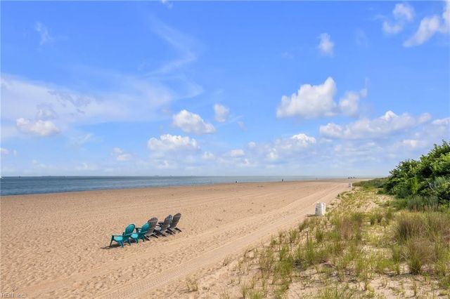 3288 Page Ave Apt 201, Virginia Beach, VA 23451