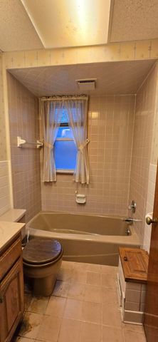 4429 Hickory Avenue, Hammond, IN 46327