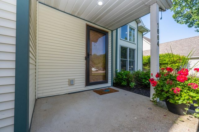 1664 Southfield Parkway, St. Joseph, MI 49085