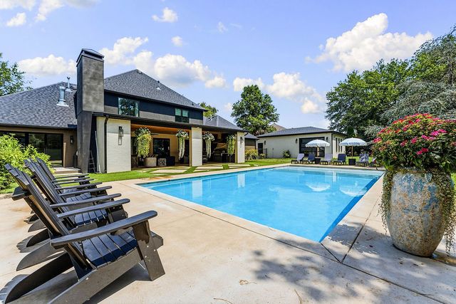 12 W Leiston Drive, Rogers, AR 72758