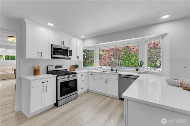 12903 176th Place NE, Redmond, WA 98052