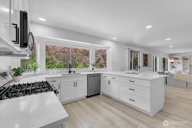 12903 176th Place NE, Redmond, WA 98052