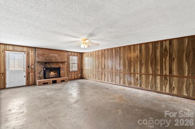 535 Log Barn Road, Salisbury, NC 28146