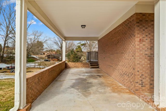 535 Log Barn Road, Salisbury, NC 28146