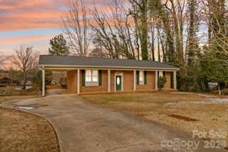 535 Log Barn Road, Salisbury, NC 28146