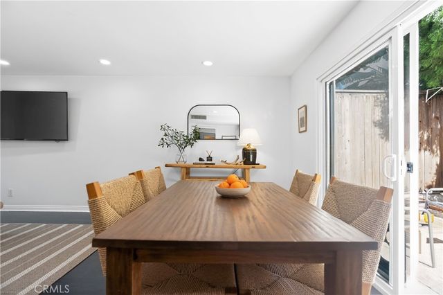 5275 Colodny Drive 4, Agoura Hills, CA 91301