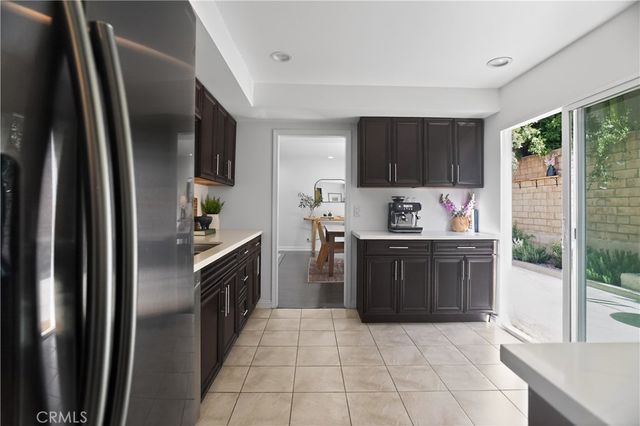 5275 Colodny Drive 4, Agoura Hills, CA 91301