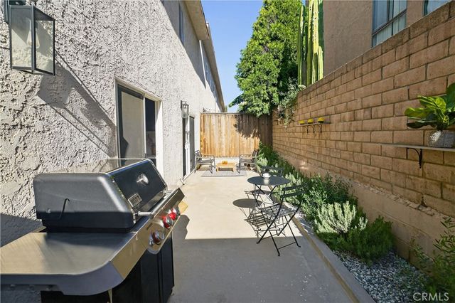 5275 Colodny Drive 4, Agoura Hills, CA 91301