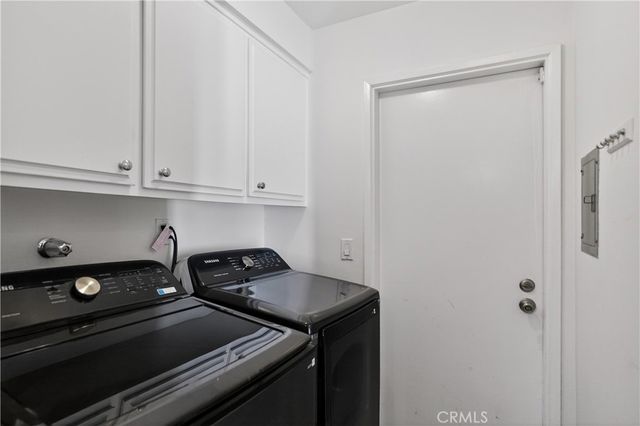 5275 Colodny Drive 4, Agoura Hills, CA 91301