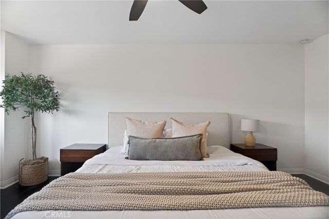 5275 Colodny Drive 4, Agoura Hills, CA 91301