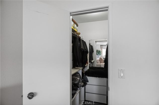 5275 Colodny Drive 4, Agoura Hills, CA 91301