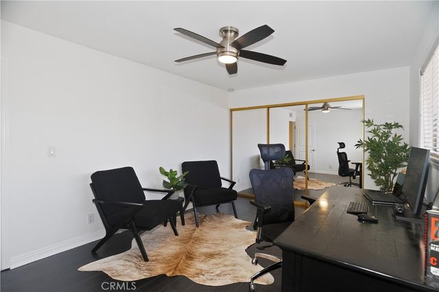 5275 Colodny Drive 4, Agoura Hills, CA 91301