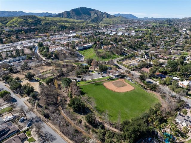 5275 Colodny Drive 4, Agoura Hills, CA 91301