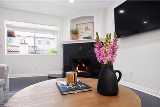 5275 Colodny Drive 4, Agoura Hills, CA 91301