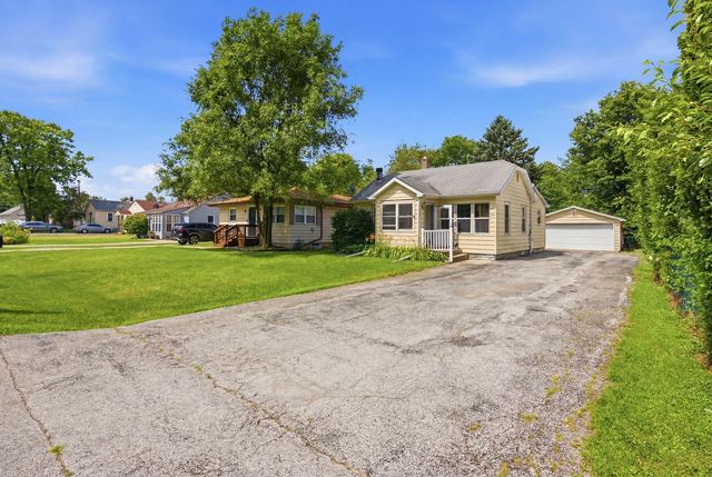 1219 Gates Street, Aurora, IL 60505