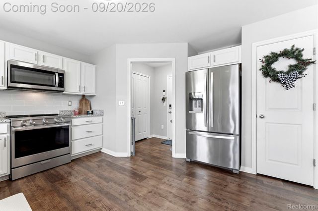 2066 Monohan Drive, Frenchtown Township, MI 48162