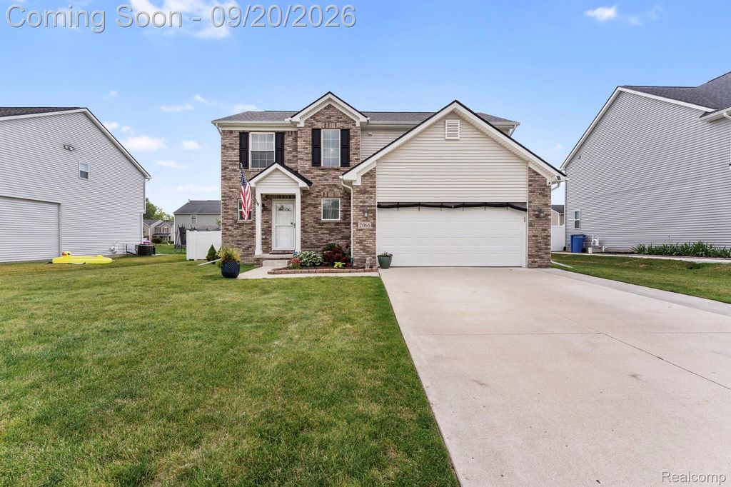 2066 Monohan Drive, Frenchtown Township, MI 48162