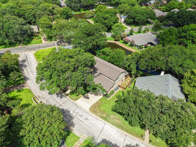 1404 Creekford Drive, Arlington, TX 76012