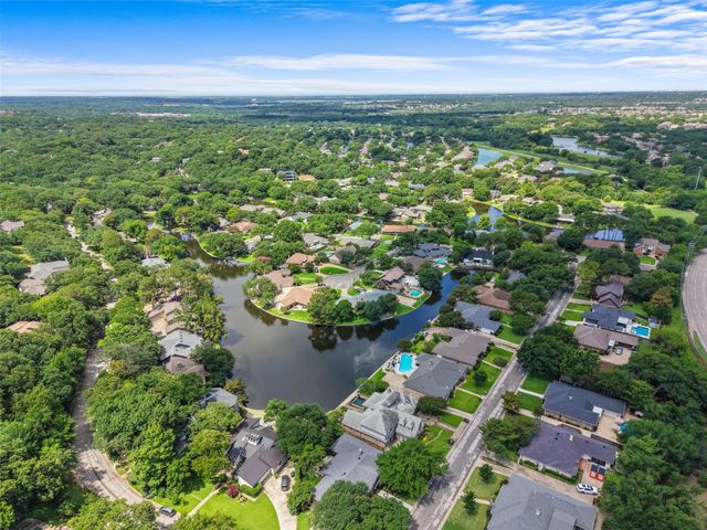 1404 Creekford Drive, Arlington, TX 76012