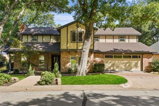 1404 Creekford Drive, Arlington, TX 76012