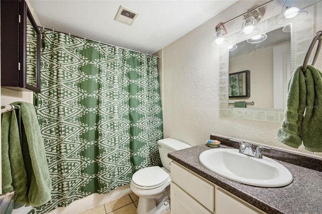 507 NW 39TH ROAD 114, Gainesville, FL 32607