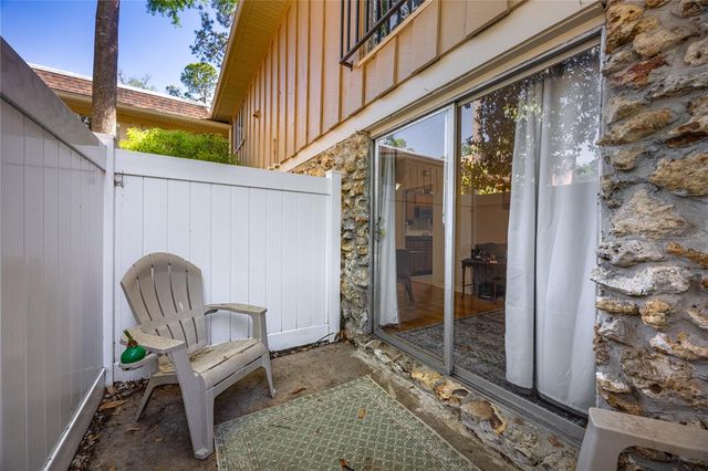 507 NW 39TH ROAD 114, Gainesville, FL 32607