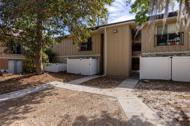 507 NW 39TH ROAD 114, Gainesville, FL 32607