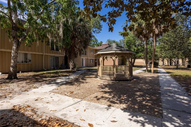 507 NW 39TH ROAD 114, Gainesville, FL 32607