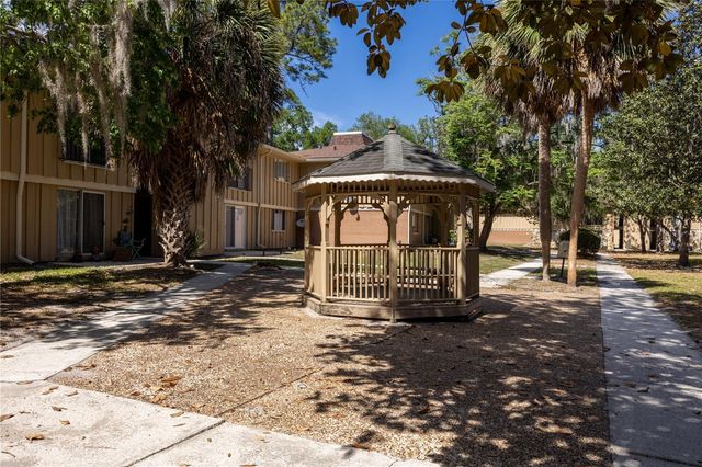 507 NW 39TH ROAD 114, Gainesville, FL 32607