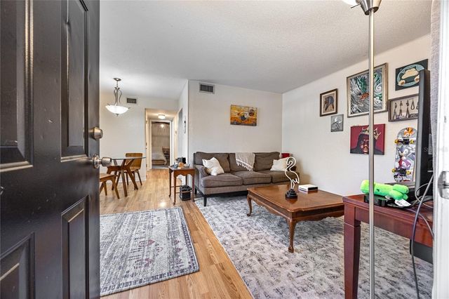 507 NW 39TH ROAD 114, Gainesville, FL 32607