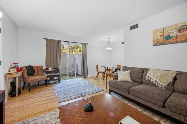507 NW 39TH ROAD 114, Gainesville, FL 32607