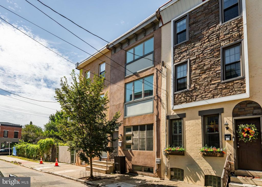 1932 E ARIZONA ST, Philadelphia, PA 19125