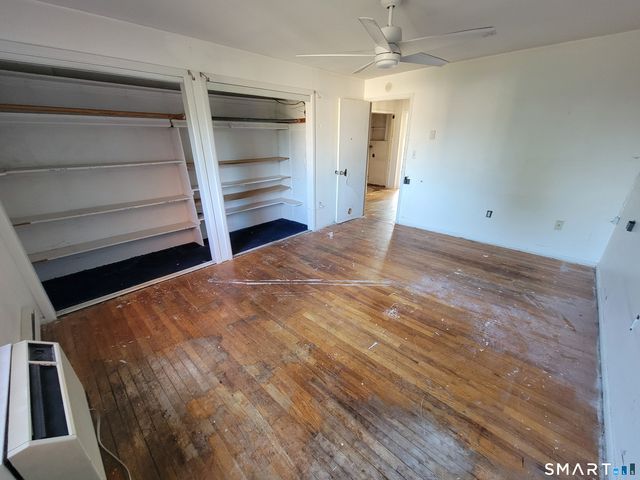 225 West Walk 225, West Haven, CT 06516