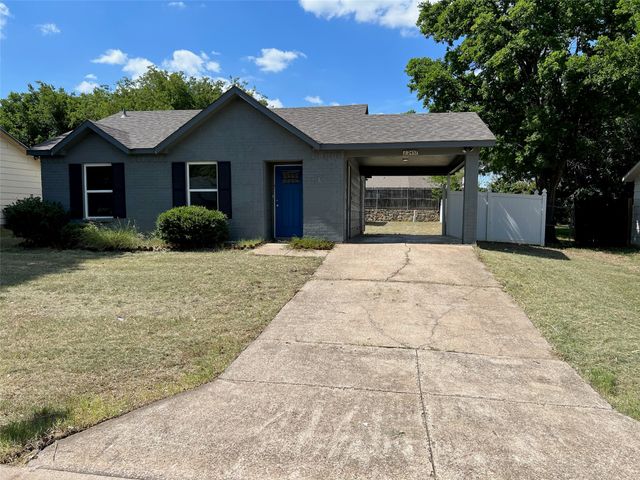 2457 Sweetwood Drive, Fort Worth, TX 76131