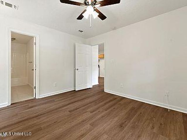 8725 Elm Avenue, Ocean Springs, MS 39564