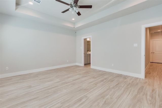 7705 Rainbow Close Lane, Houston, TX 77055