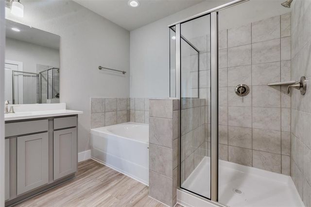 7705 Rainbow Close Lane, Houston, TX 77055