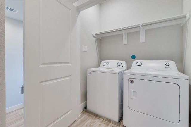 7705 Rainbow Close Lane, Houston, TX 77055