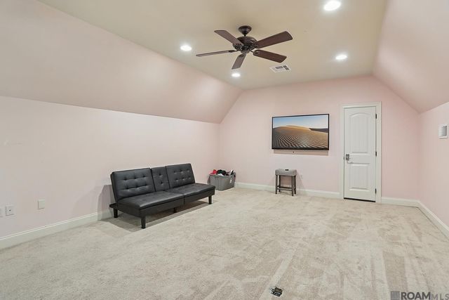 9038 Villa Haven Dr, Greenwell Springs, LA 70739