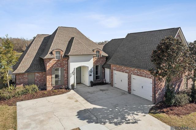 9038 Villa Haven Dr, Greenwell Springs, LA 70739