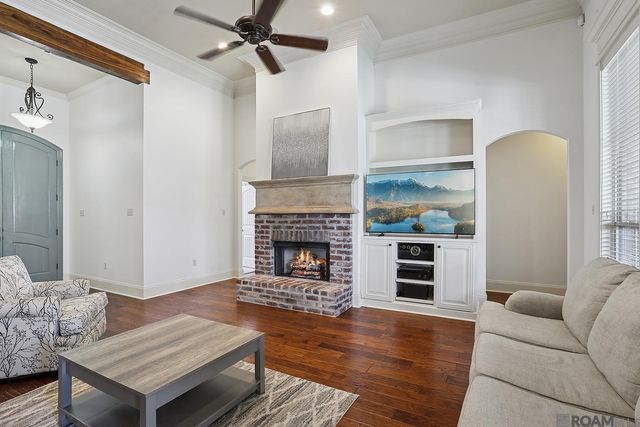 9038 Villa Haven Dr, Greenwell Springs, LA 70739