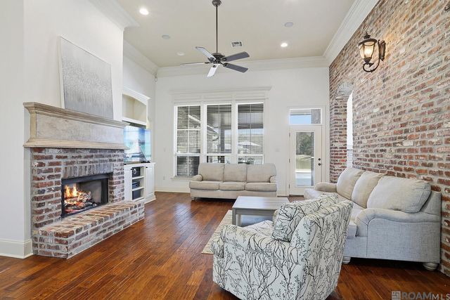 9038 Villa Haven Dr, Greenwell Springs, LA 70739